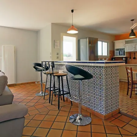 12 Personnes Вилла